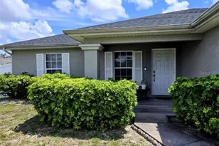 706 NW 1st Ln, Cape Coral, FL 33993 - Photo 2