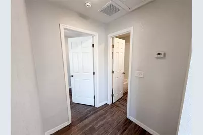 5005 Tangerine Avenue S, Gulfport, FL 33707 - Photo 10