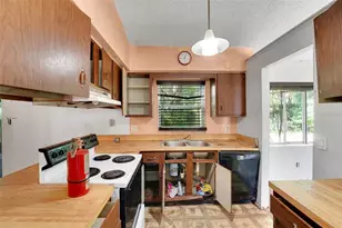 618 Locust Ct, Winter Springs, FL 32708 - Photo 4