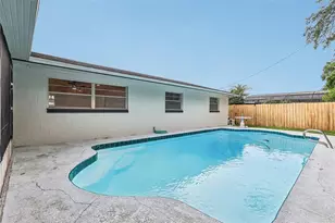 2713 Yucca St, Orlando, FL 32807 - Photo 2