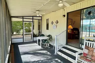 36335 Bonney Dr, Zephyrhills, FL 33541 - Photo 6