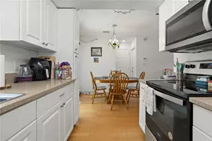 9711 Winder Trail, Orlando, FL 32817 - Photo 10