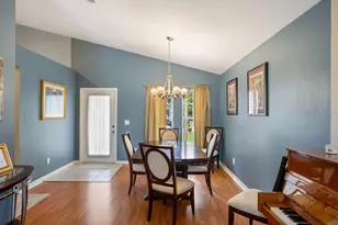 423 Sycamore Springs St, Debary, FL 32713 - Photo 4