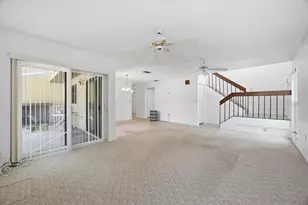 535 Hunter Cir, Kissimmee, FL 34758 - Photo 4