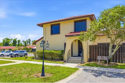 535 Hunter Circle #535, Kissimmee, FL 34758 - Photo 1