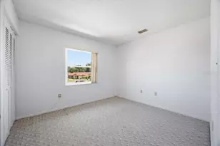 535 Hunter Cir, Kissimmee, FL 34758 - Photo 16