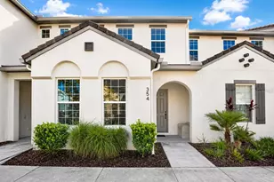 354 Captiva Dr, Davenport, FL 33896 - Photo 1