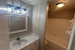 3216 Saddlebrook Ave, Tampa, FL 33618 - Photo 6