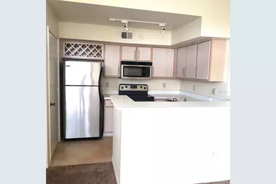 7280 Westpointe Boulevard #831, Orlando, FL 32835 - Photo 10