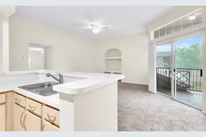 7280 Westpointe Boulevard #831, Orlando, FL 32835 - Photo 12