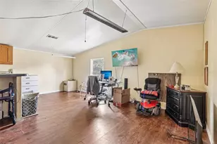 9085 Mercury Dr, Saint Cloud, FL 34773 - Photo 16