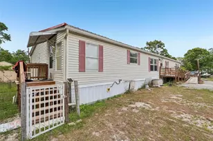 9085 Mercury Dr, Saint Cloud, FL 34773 - Photo 4