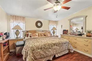9085 Mercury Dr, Saint Cloud, FL 34773 - Photo 22