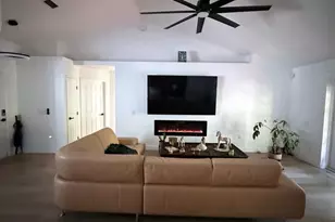 1908 W Socrum Loop Rd, Lakeland, FL 33810 - Photo 4
