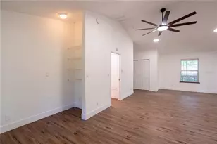 12691 SE 80th St, Morriston, FL 32668 - Photo 14