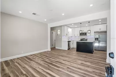 8403 N 46th Street, Tampa, FL 33617 - Photo 8
