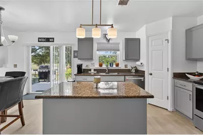 1201 Dragon Head Drive, Valrico, FL 33594 - Photo 4