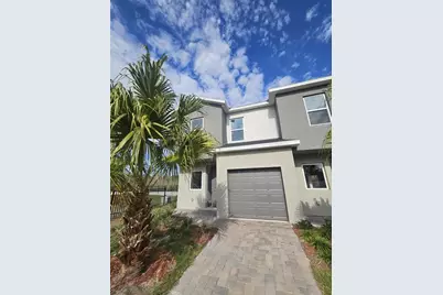 1201 Southstation Place #108, Orlando, FL 32809 - Photo 2