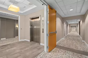 101 S Eola Dr, Orlando, FL 32801 - Photo 24