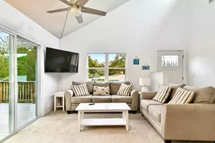 313 Crystal Beach Ave, Crystal Beach, FL 34681 - Photo 12