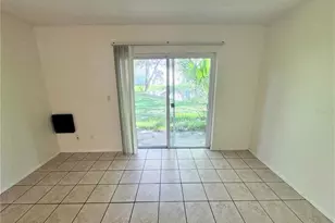 7177 E Bank Dr, Tampa, FL 33617 - Photo 2