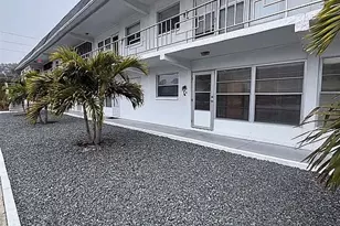 1221 Drew St, Clearwater, FL 33755 - Photo 1