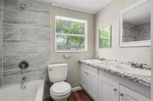 828 E 145th Ave, Tampa, FL 33613 - Photo 14