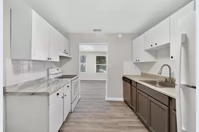 114 W Wilder Avenue, Tampa, FL 33603 - Photo 8