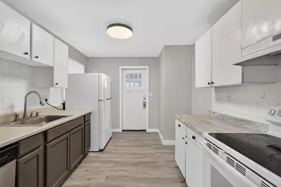 114 W Wilder Avenue, Tampa, FL 33603 - Photo 10