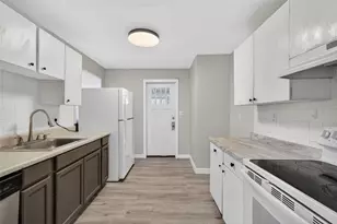 114 W Wilder Ave, Tampa, FL 33603 - Photo 10