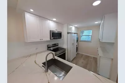 18304 Gulf Boulevard #406, Redington Shores, FL 33708 - Photo 4