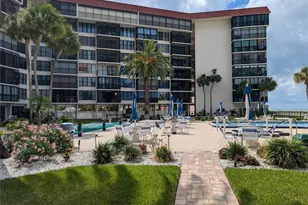 18304 Gulf Blvd, Redington Shores, FL 33708 - Photo 16