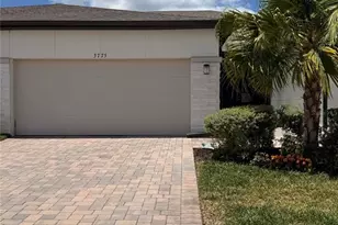 3775 Maxwell Park Dr, Sun City Center, FL 33573 - Photo 2
