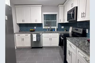 5340 5th Avenue S, Saint Petersburg, FL 33707 - Photo 4