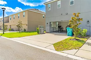 11653 Straits Wy, Orlando, FL 32832 - Photo 10