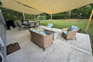 325 Charles Dr, Deland, FL 32724 - Photo 32