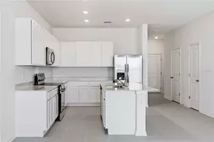 3122 Kurtz Ter, Davenport, FL 33837 - Photo 6