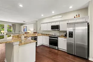 10161 Sandy Marsh Ln, Orlando, FL 32832 - Photo 14