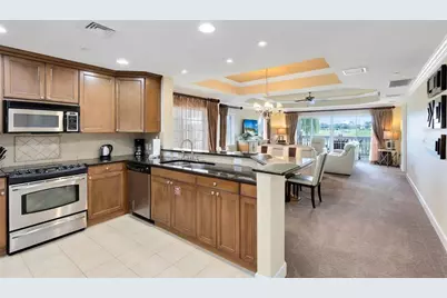1360 Centre Court Ridge Drive #201, Reunion, FL 34747 - Photo 4