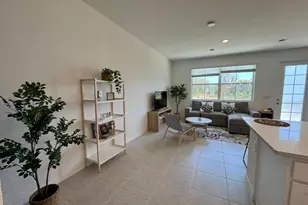 661 Longboat Dr, Davenport, FL 33896 - Photo 4