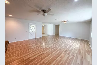 2534 Victarra Circle, Lutz, FL 33559 - Photo 8