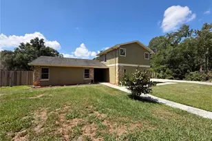 2534 Victarra Cir, Lutz, FL 33559 - Photo 22