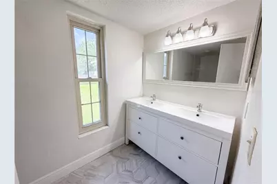 2534 Victarra Circle, Lutz, FL 33559 - Photo 12