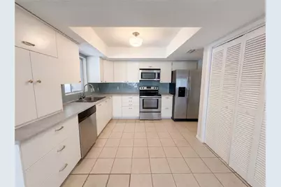 2534 Victarra Circle, Lutz, FL 33559 - Photo 2