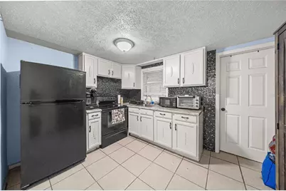18 E Golden Street, Beverly Hills, FL 34465 - Photo 10