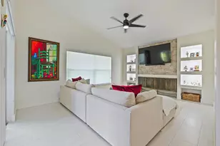 9555 Heron Pointe Dr, Orlando, FL 32832 - Photo 24
