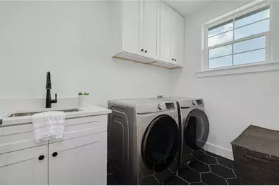 1717 Massachusetts Avenue NE, Saint Petersburg, FL 33703 - Photo 28