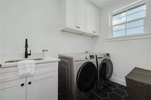 1717 Massachusetts Ave NE, Saint Petersburg, FL 33703 - Photo 28