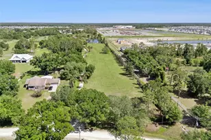 5825 Lake Lizzie Dr, Saint Cloud, FL 34771 - Photo 70