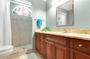 5458 Aeolus Way, Orlando, FL 32808 - Photo 8